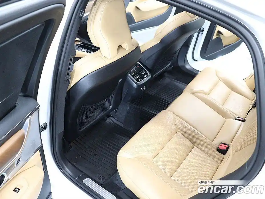 Volvo S90 2020 2.0 Автомат в Москве № 164811, фото 15