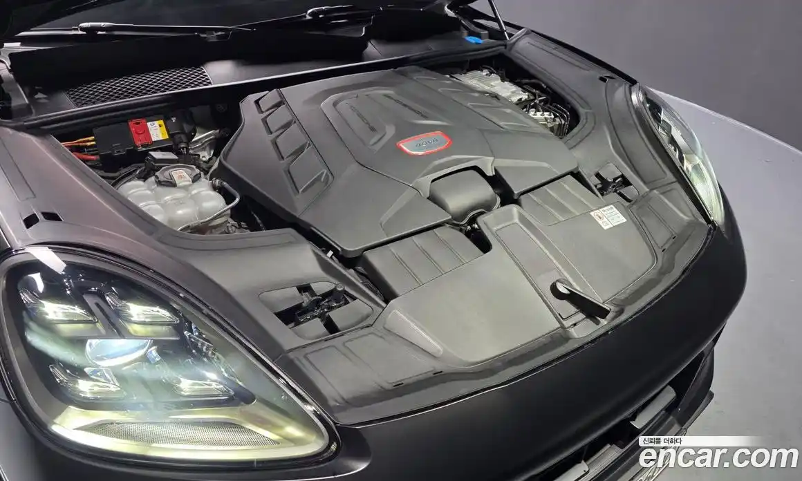 Porsche Cayenne 2023 4.0 Автомат в Москве № 165291, фото 10