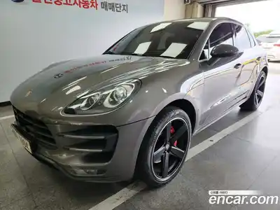 Porsche Macan, 2015