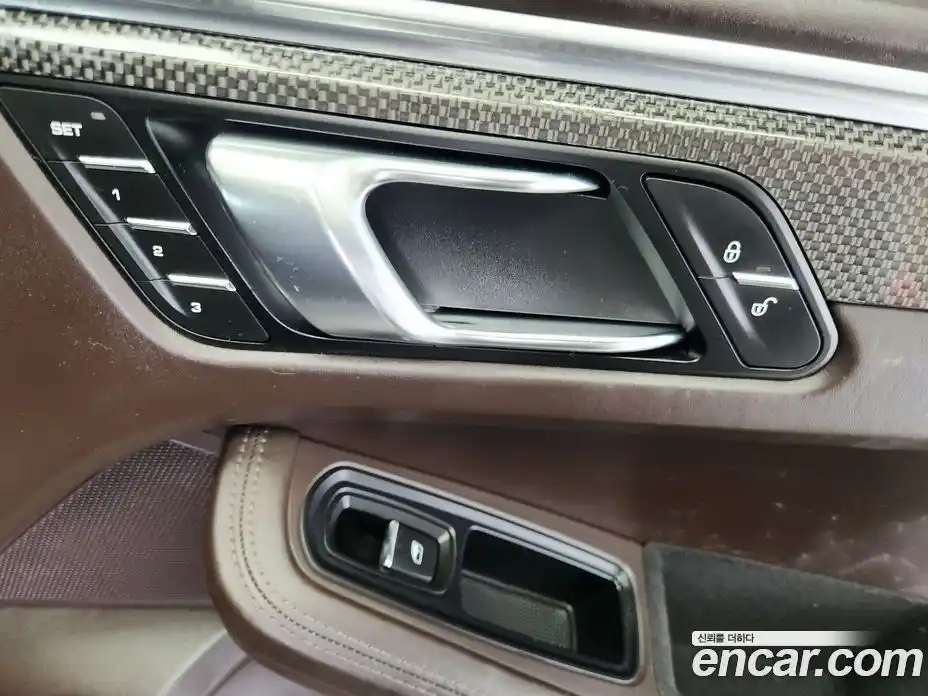 Porsche Macan 2015 3.6 Автомат в Москве № 165900, фото 14