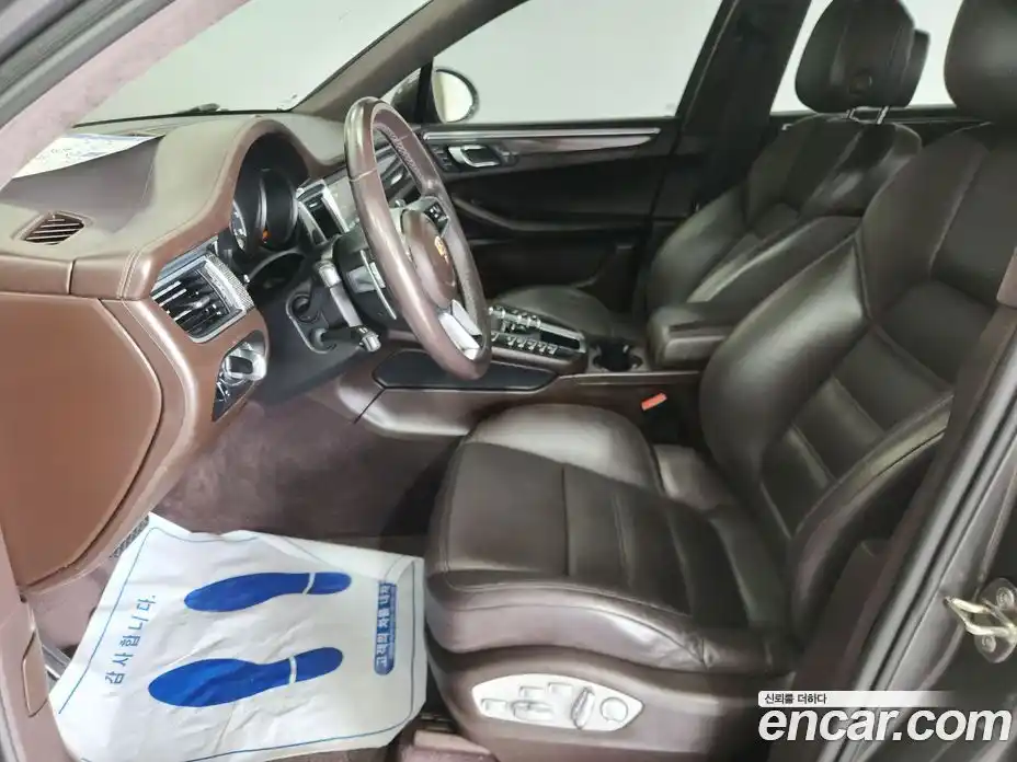 Porsche Macan 2015 3.6 Автомат в Москве № 165900, фото 10
