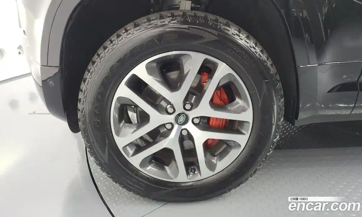 Land Rover Defender 2024 3.0 Автомат в Москве № 165970, фото 14