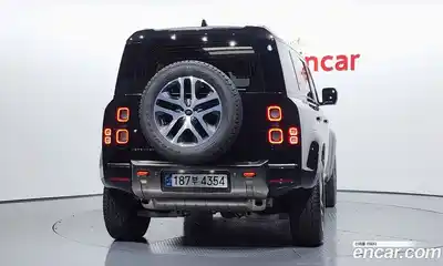 Land Rover Defender 2024 3.0 Автомат в Москве № 165970, миниатюра 9