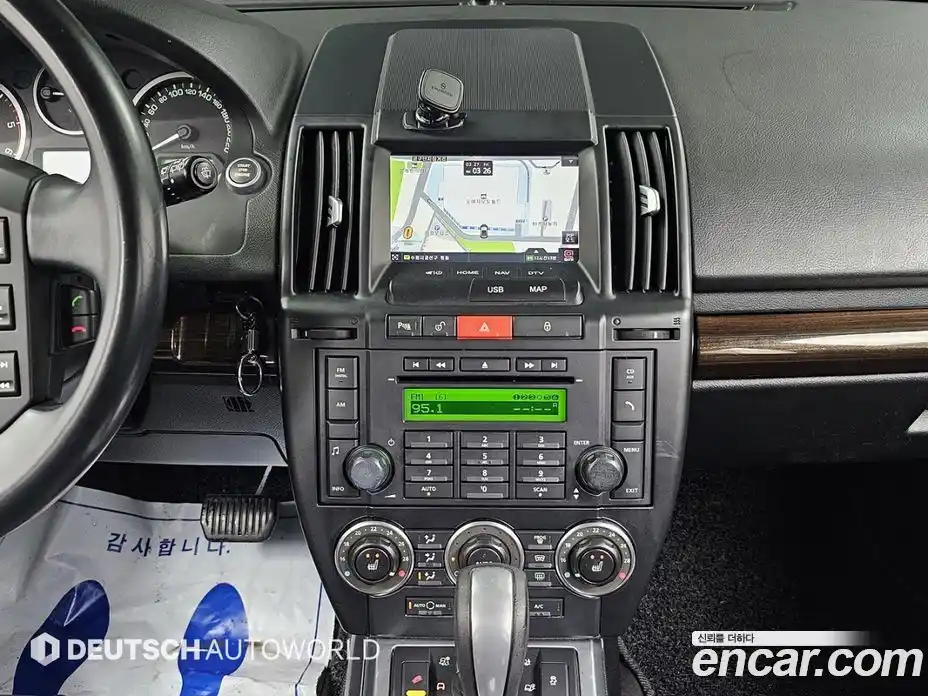 Land Rover Freelander 2011 2.2 Автомат в Москве № 166700, фото 14