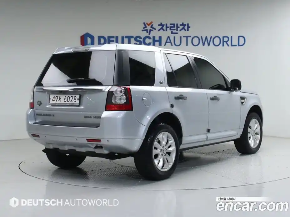 Land Rover Freelander 2011 2.2 Автомат в Москве № 166700, фото 2