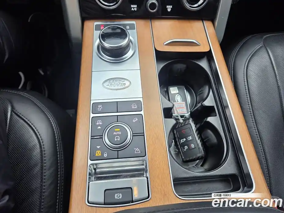 Land Rover Range-Rover 2019 5.0 Автомат в Москве № 166801, фото 12