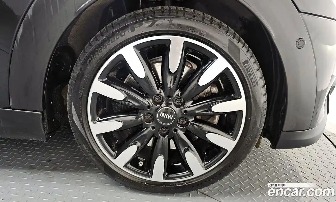 Mini Cooper 2023 2.0 Автомат в Москве № 166949, фото 4