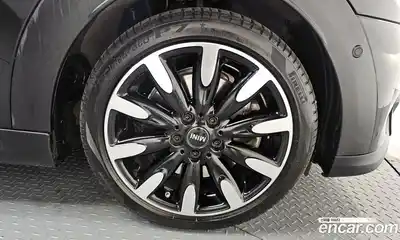 Mini Cooper 2023 2.0 Автомат в Москве № 166949, миниатюра 4