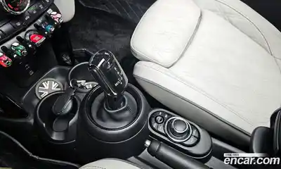 Mini Cooper 2023 2.0 Автомат в Москве № 166949, миниатюра 7