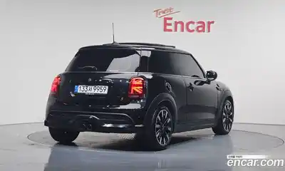 Mini Cooper 2023 2.0 Автомат в Москве № 166949, миниатюра 8