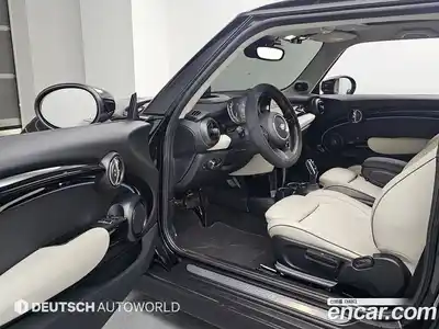 Mini Cooper 2023 2.0 Автомат в Москве № 167043, миниатюра 11