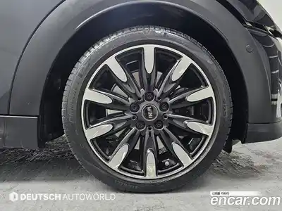 Mini Cooper 2023 2.0 Автомат в Москве № 167043, миниатюра 5