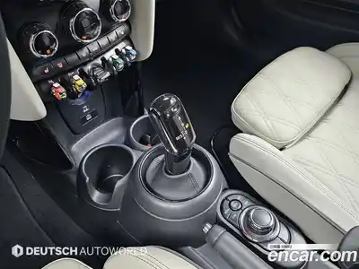 Mini Cooper 2023 2.0 Автомат в Москве № 167043, миниатюра 9