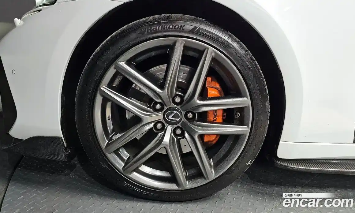 Lexus IS 2017 2.0 Автомат в Москве № 168272, фото 13