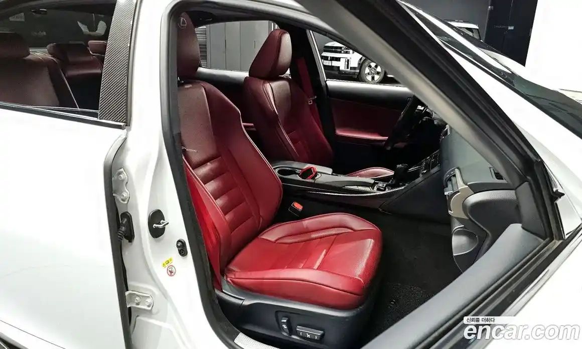 Lexus IS 2017 2.0 Автомат в Москве № 168272, фото 16