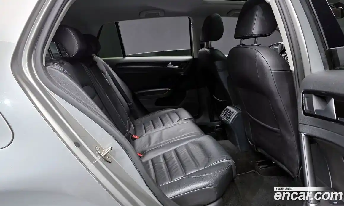 Volkswagen Golf 2016 2.0 Автомат в Москве № 169060, фото 12