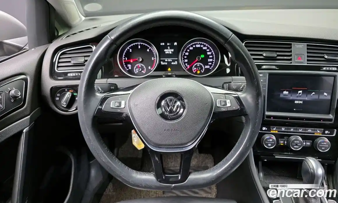 Volkswagen Golf 2016 2.0 Автомат в Москве № 169060, фото 13