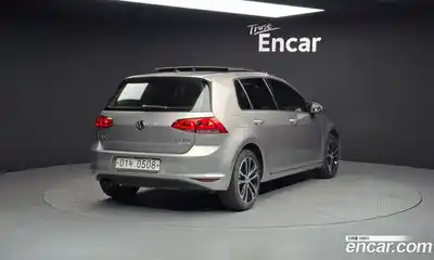 Volkswagen Golf 2016 2.0 Автомат в Москве № 169060, миниатюра 2