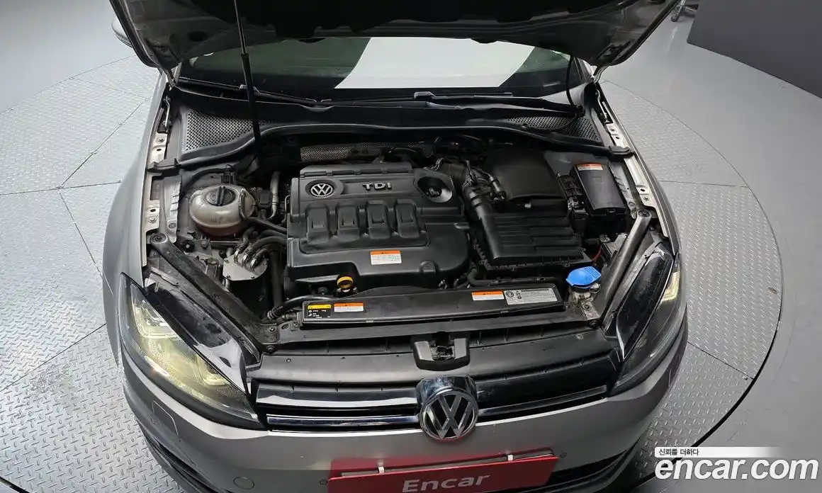 Volkswagen Golf 2016 2.0 Автомат в Москве № 169060, фото 6