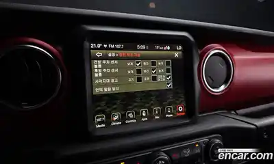 Jeep Wrangler 2023 2.0 Автомат в Москве № 169403, миниатюра 11