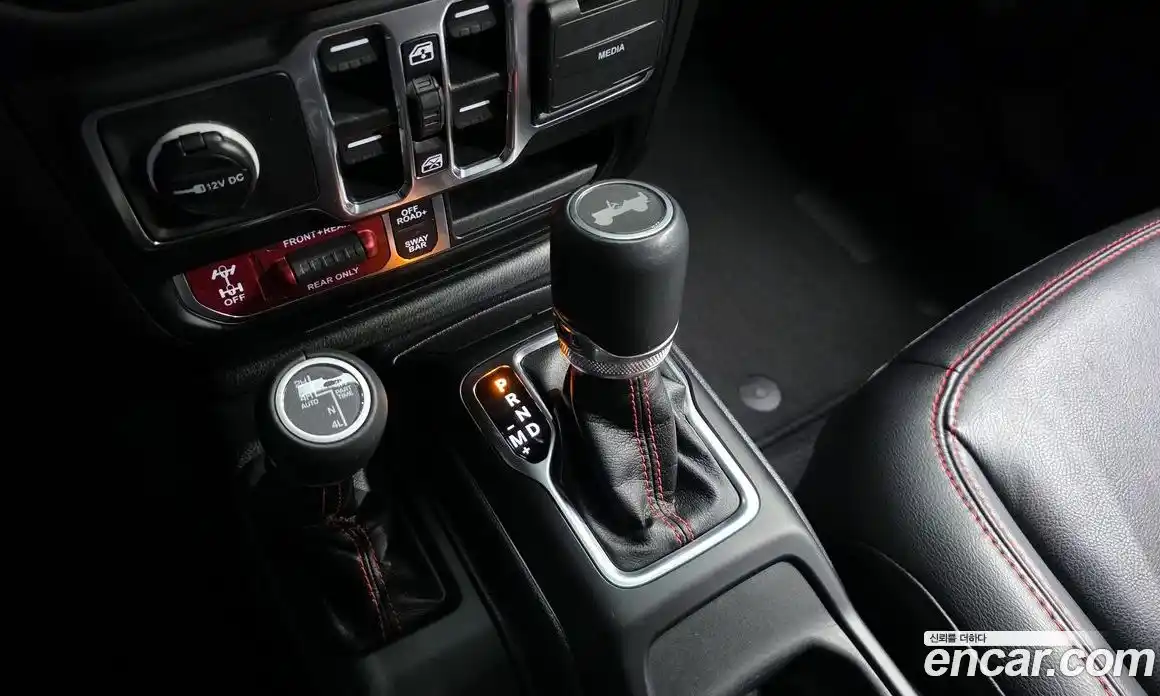 Jeep Wrangler 2023 2.0 Автомат в Москве № 169403, фото 7