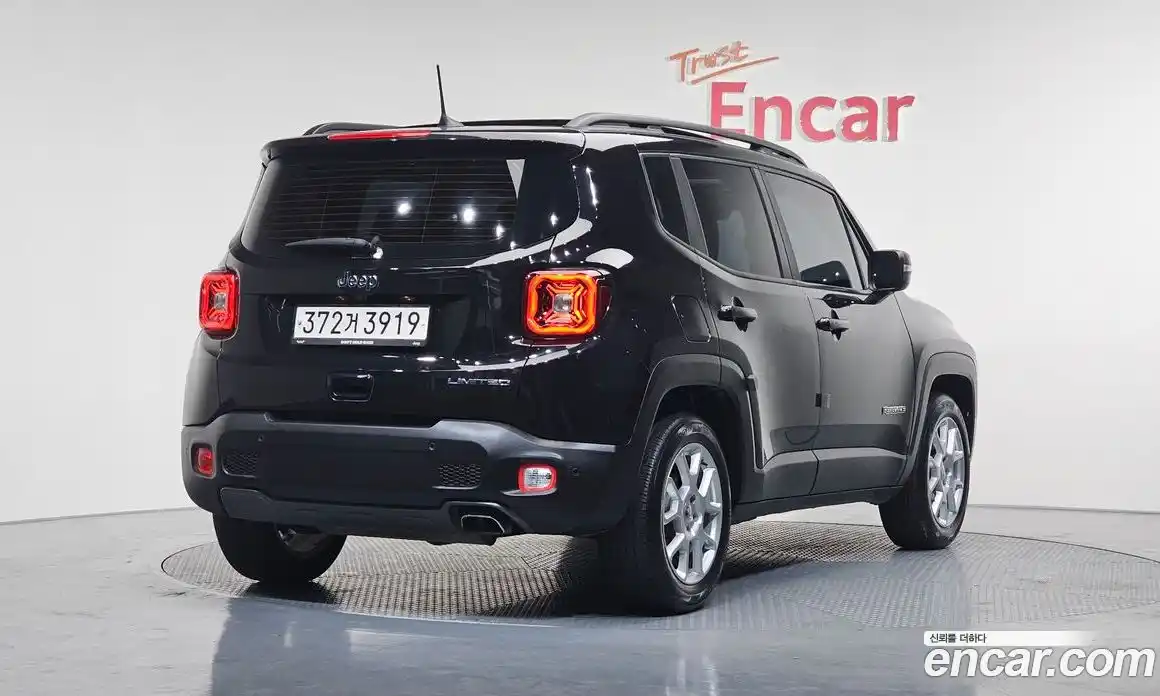 Jeep Renegade 2021 2.4 Автомат в Москве № 169743, фото 15
