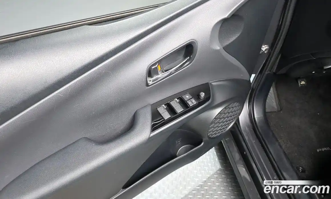 Toyota Prius 2019 1.8 Автомат в Москве № 170281, фото 3