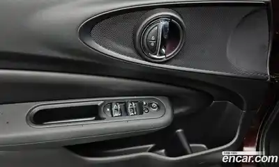 Mini Clubman 2018 2.0 Автомат в Москве № 179851, миниатюра 9