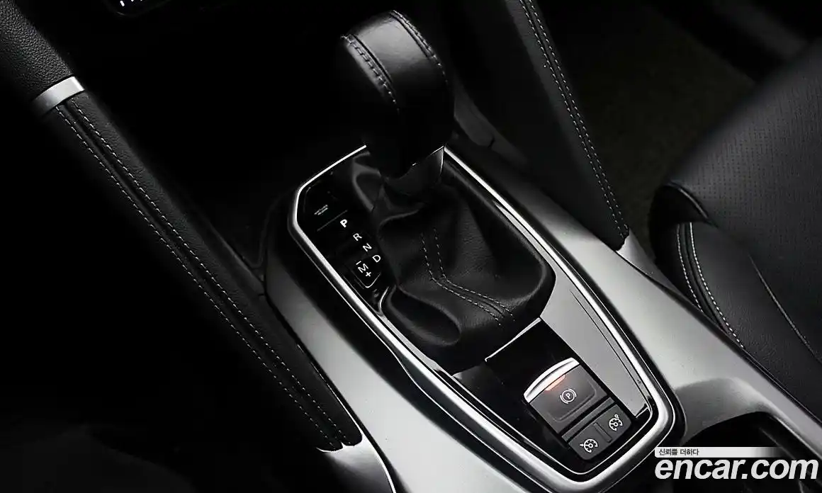 Renault QM6 2024 2.0 Автомат в Москве № 185386, фото 13