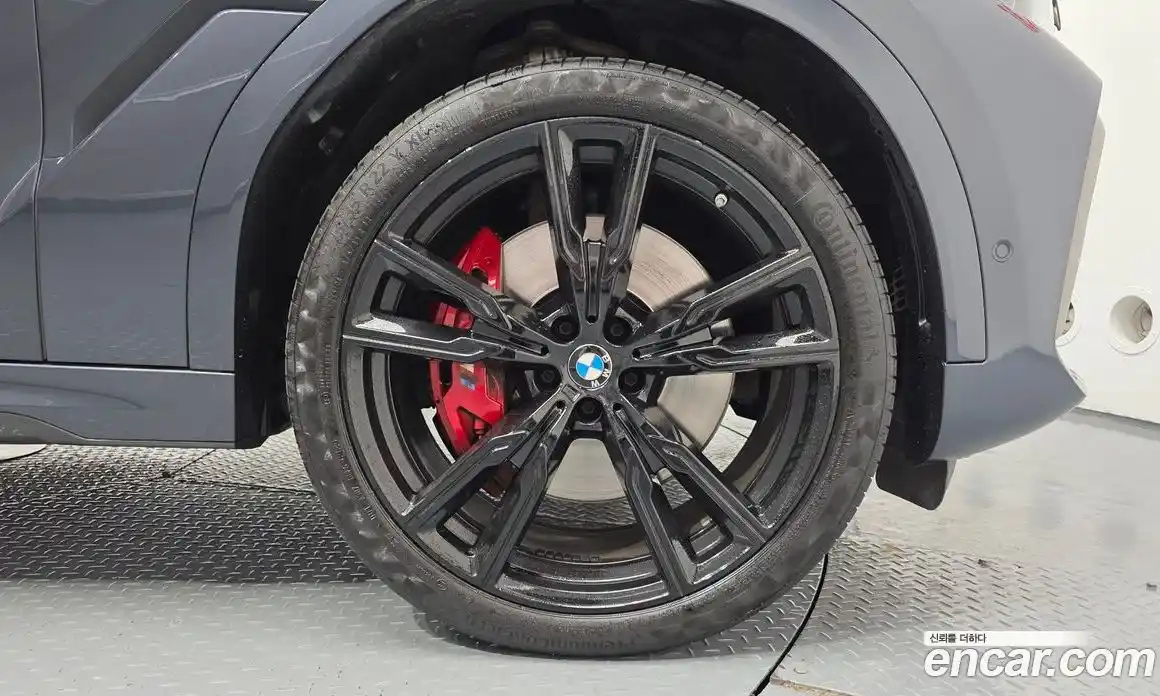 BMW X6 2022 4.4 Автомат в Москве № 189601, фото 16