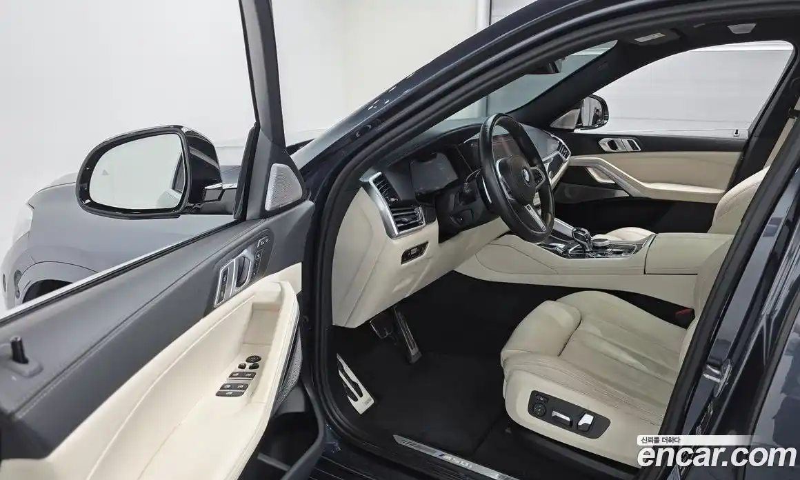 BMW X6 2022 4.4 Автомат в Москве № 189601, фото 6