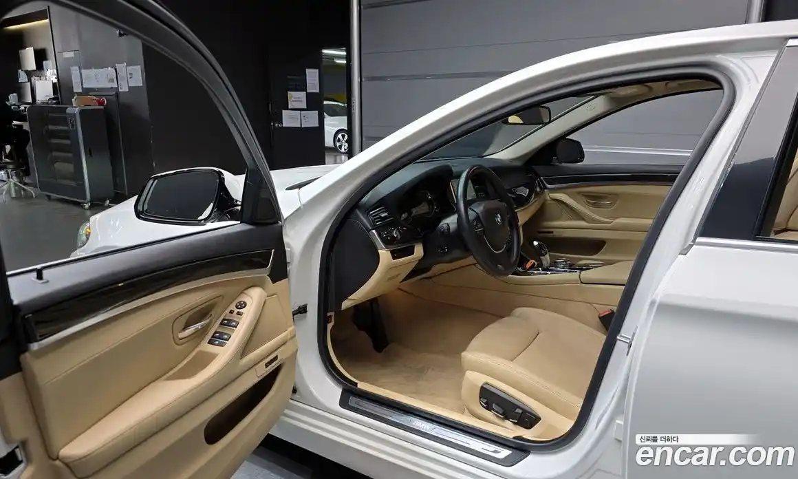 BMW 5-Series 2016 2.0 Автомат в Москве № 192368, фото 11