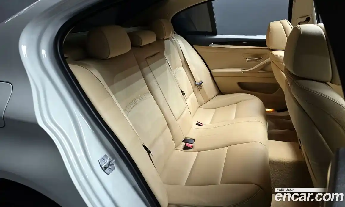 BMW 5-Series 2016 2.0 Автомат в Москве № 192368, фото 12