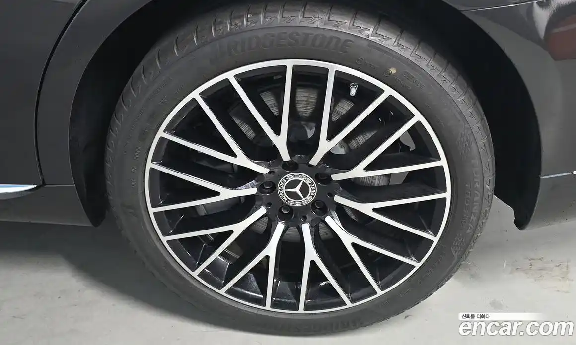 Mercedes-Benz S-Class 2025 4.0 Автомат в Москве № 193609, фото 5