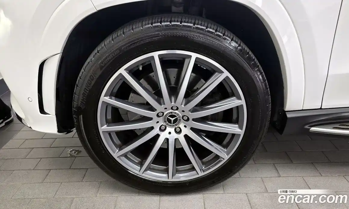 Mercedes-Benz GLS-Class 2023 2.9 Автомат в Москве № 194705, фото 20