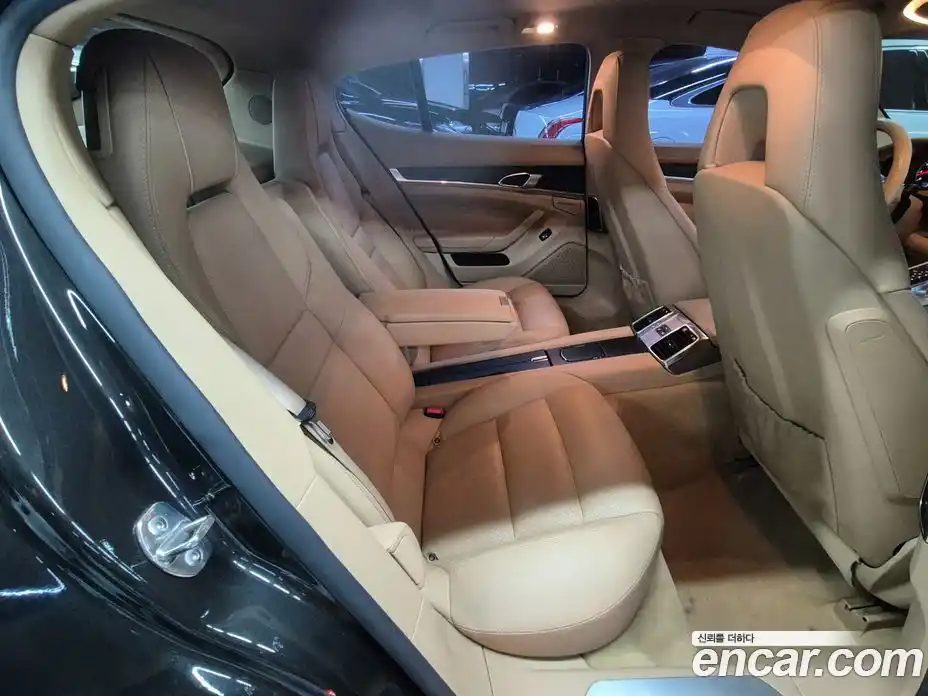 Porsche Panamera 2011 3.6 Автомат в Москве № 198005, фото 17