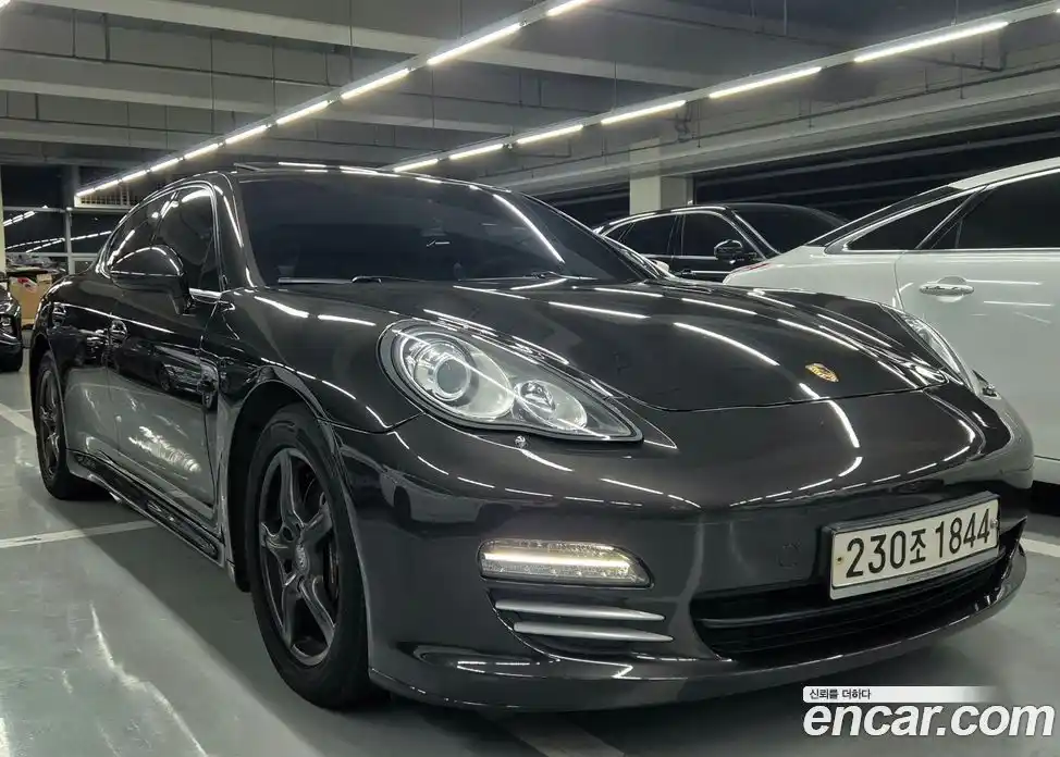 Porsche Panamera 2011 3.6 Автомат в Москве № 198005, фото 3
