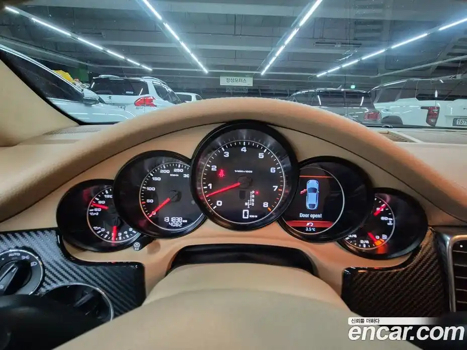 Porsche Panamera 2011 3.6 Автомат в Москве № 198005, фото 8