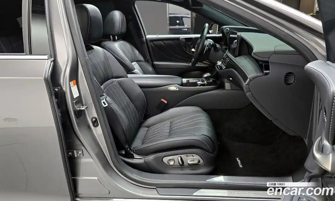 Lexus LS 2021 3.4 Автомат в Москве № 198778, фото 12