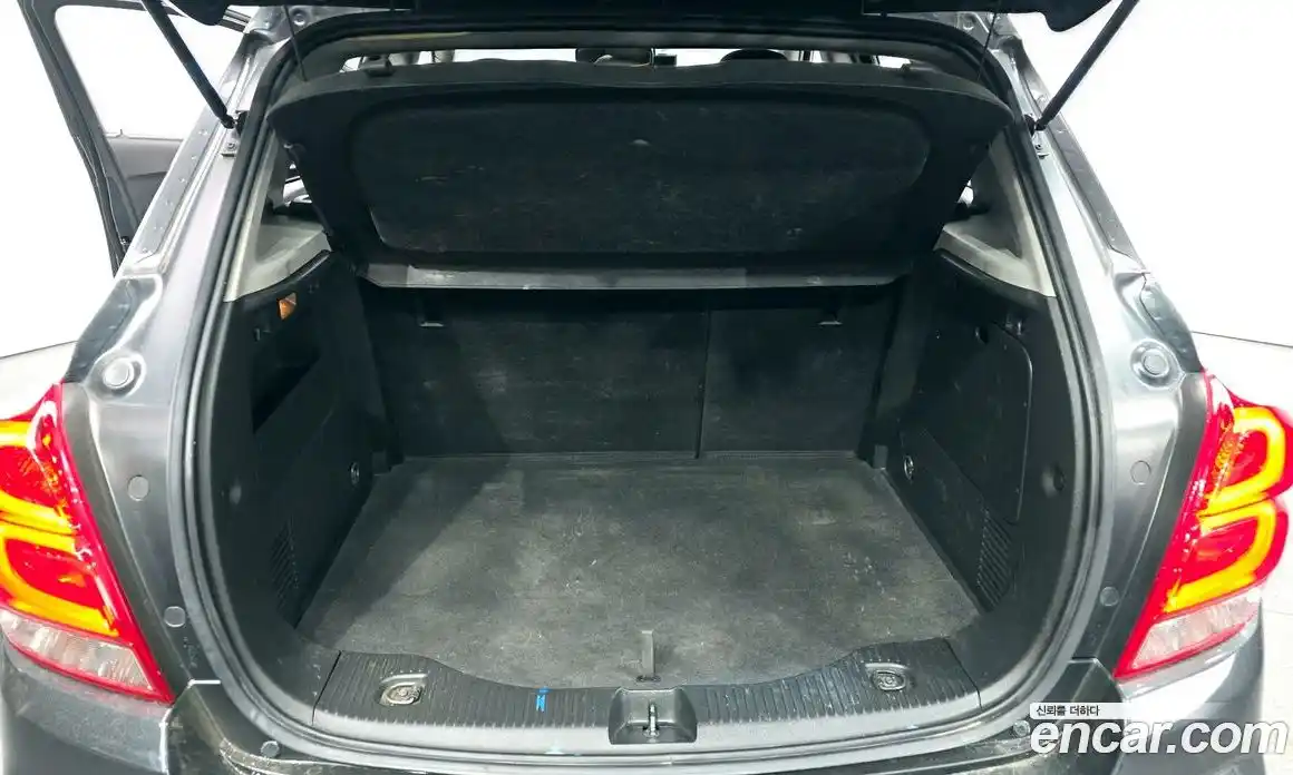 Chevrolet Trax 2017 1.4 Автомат в Москве № 202939, фото 8