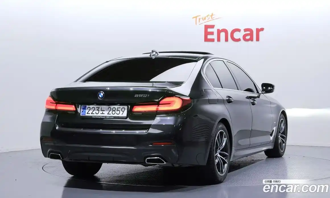 BMW 5-Series 2023 2.0 Автомат в Москве № 210936, фото 17