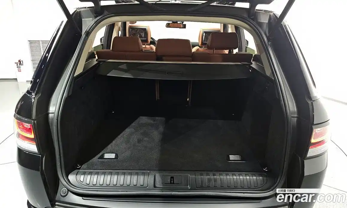 Land Rover Range-Rover Sport 2016 3.0 Автомат в Москве № 213396, фото 15