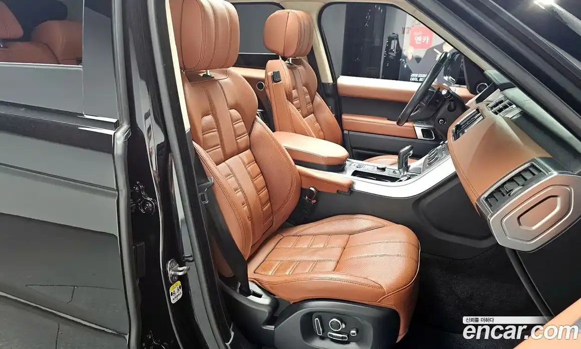 Land Rover Range-Rover Sport 2016 3.0 Автомат в Москве № 213396, фото 3