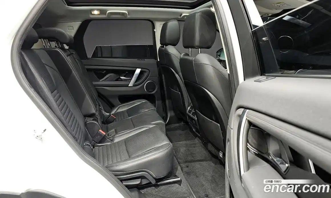 Land Rover Discovery Sport 2020 2.0 Автомат в Москве № 213473, фото 19