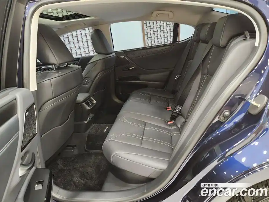 Lexus ES 2026 2.5 Вариатор в Москве № 214734, фото 14
