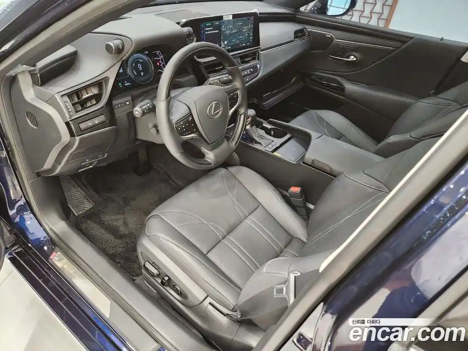 Lexus ES 2026 2.5 Вариатор в Москве № 214734, фото 15