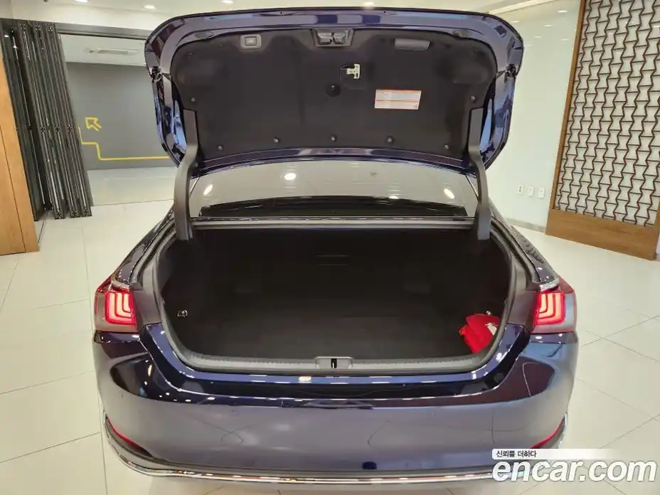 Lexus ES 2026 2.5 Вариатор в Москве № 214734, фото 5