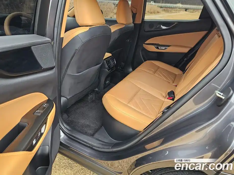 Lexus NX 2024 2.5 Автомат в Москве № 214789, фото 15