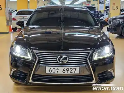 Lexus LS, 2014