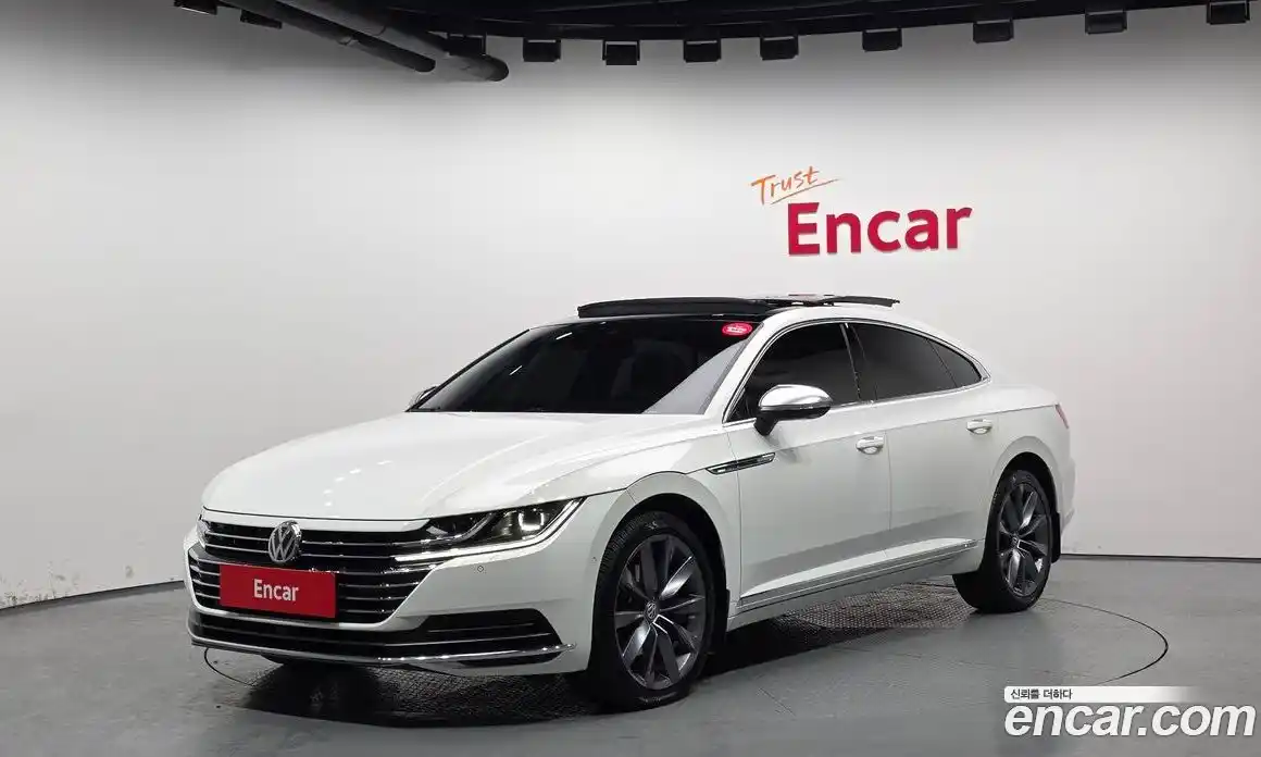Volkswagen Arteon 2020 2.0 Автомат в Москве № 215151, фото 1
